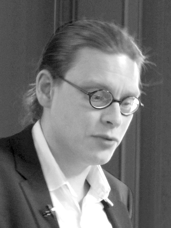 Suomalainen Tiedeakatemia on myöntänyt vuoden 2015 Jutikkala-palkinnon professori Mikko Myrskylälle hänen tieteellisistä ansioistaan.