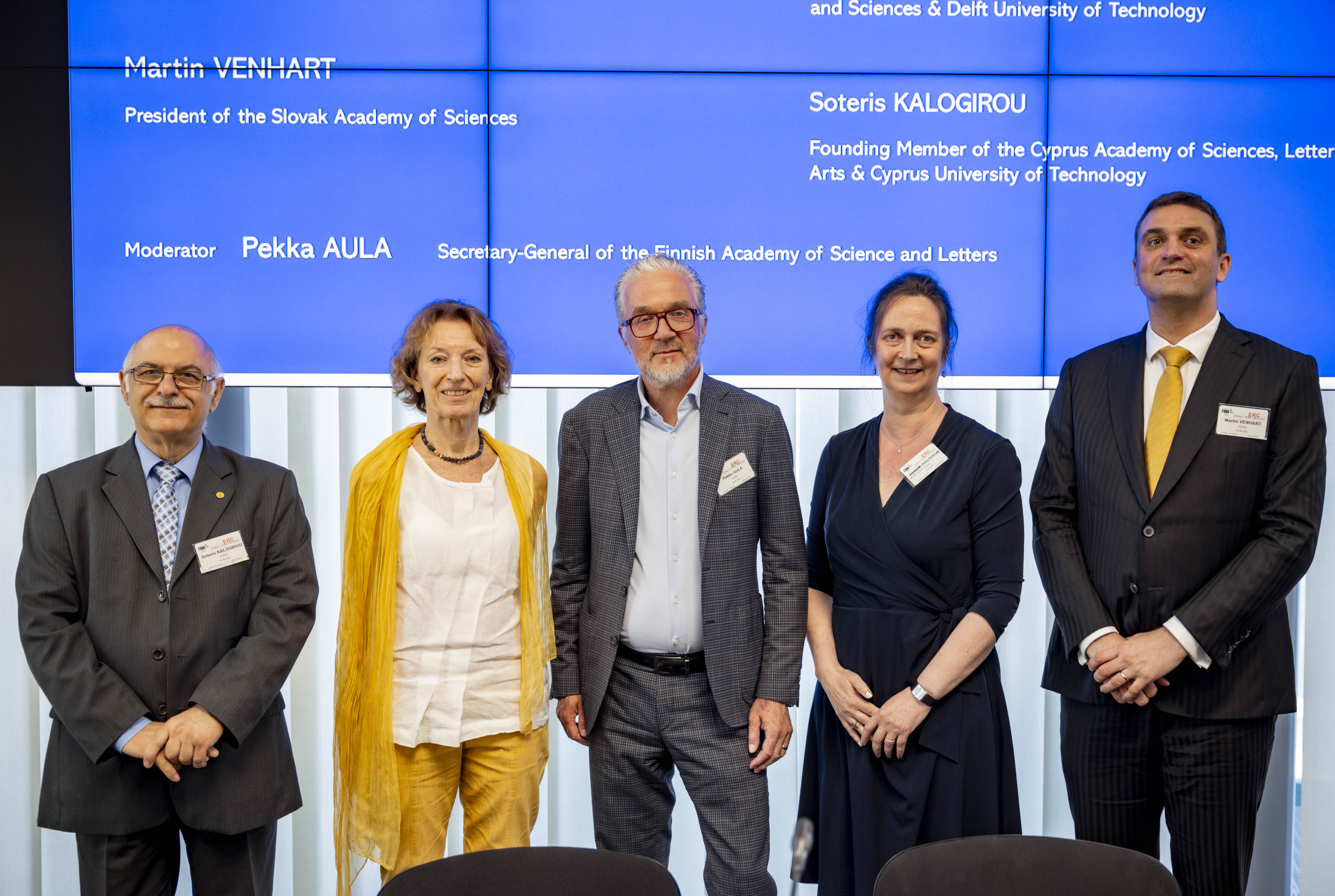 Kuvassa näkyy Soteris Kalogirou, Maria Leptin, Pekka Aula, Marileen Dogterom ja Martin Venhart