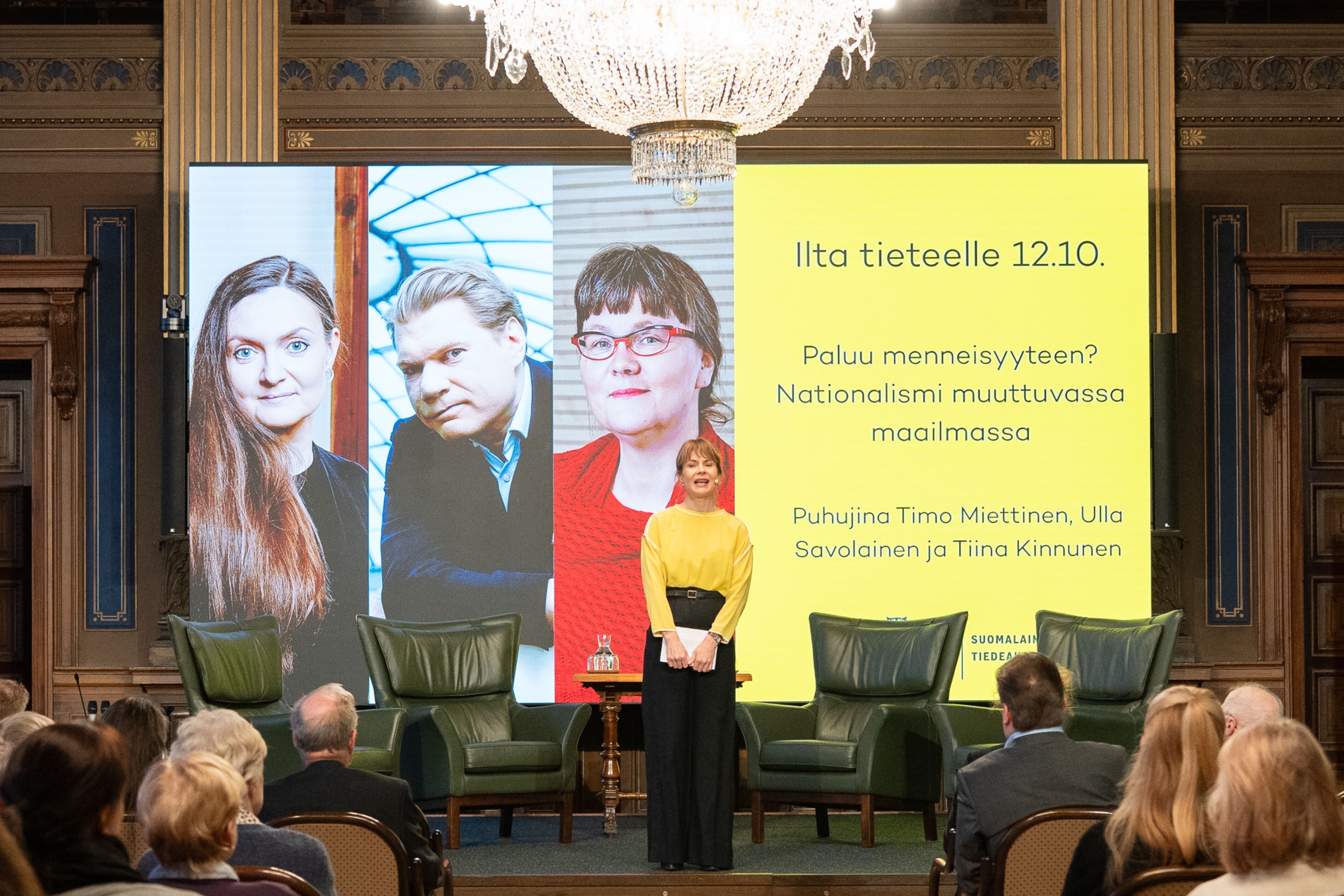 Annastiina Heikkilä juonsi Säätytalolla pidetyn tilaisuuden.